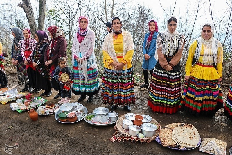  زنان محور اصلی تغذیه سالم و زندگی پاک خانواده‌ها هستند