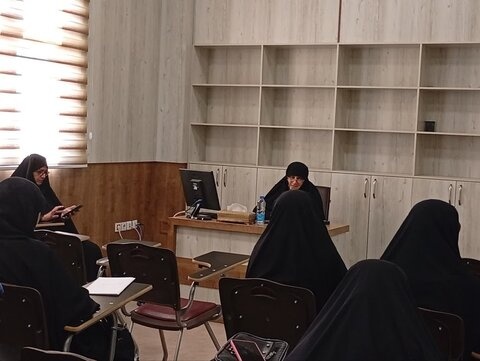 دومین روز کارگاه ارتقائی کادر مدارس علمیه خواهران استان کرمان در مشهد مقدس
