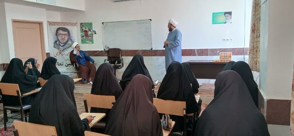 شناخت خود، آغاز مسیر طلبگی است