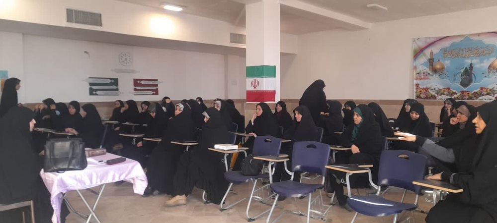 روحانیت؛ پیشرو در مبارزه با استعمار و استبداد