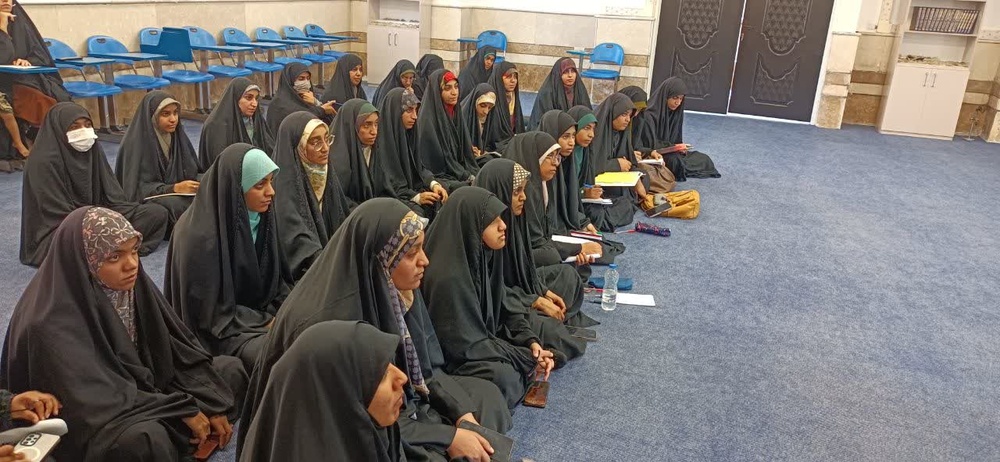 برگزاری کارگاه پژوهشی در مدرسه علمیه نرجسیه سلاماللهعلیها رودان