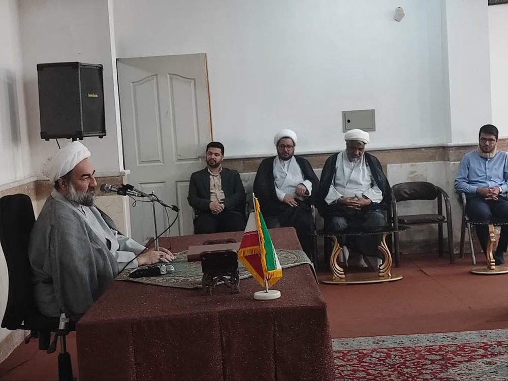 حضور نماینده محترم ولی فقیه در جمع طلاب حوزه علمیه فاطمه معصومه(سلام الله علیها) زاهدان