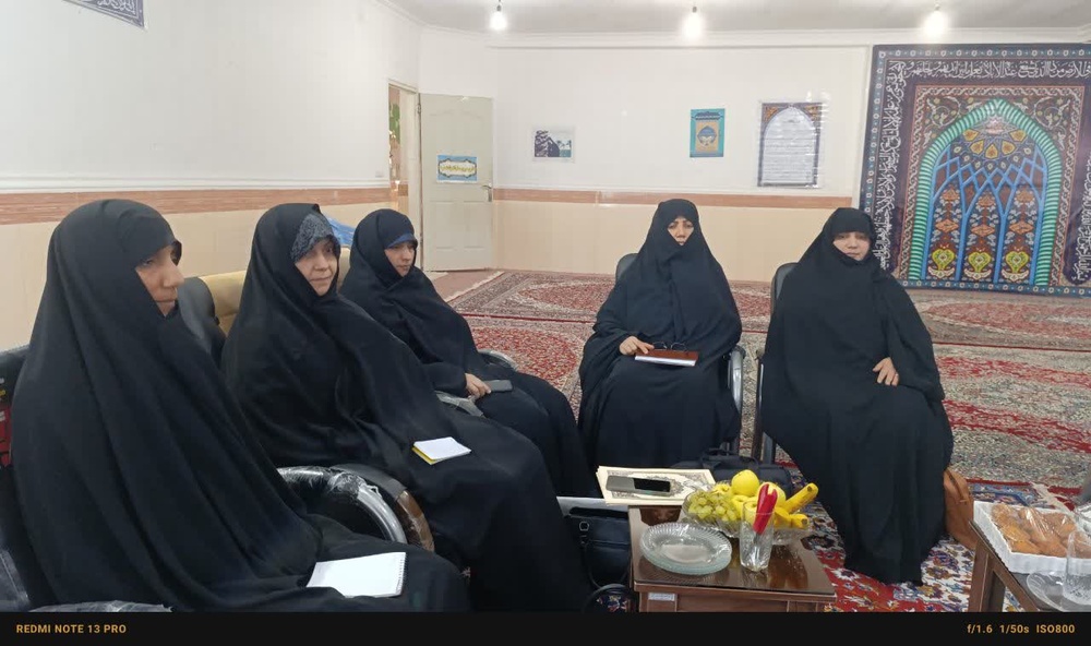 اخذ سند مدرسه علمیه ریحانه‌الرسول (سلام‌الله‌علیها) قشم، نتیجه تلاش‌های خالصانه امام جمعه 