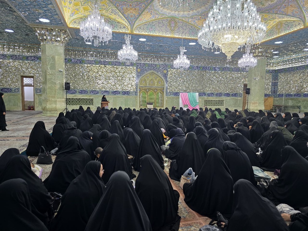 طلبه باید آماده جهاد فرهنگی و تبیین ارزش‌ها باشد