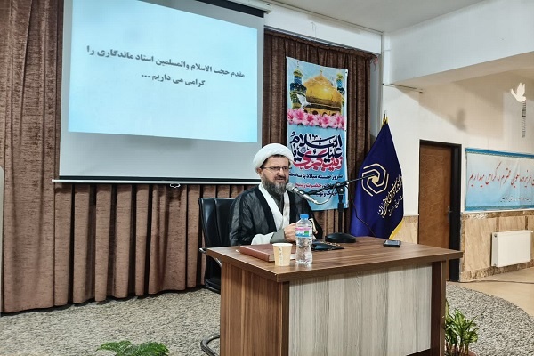 پشتیبانی کارهای اجتماعی از رسالت بانوان طلبه است