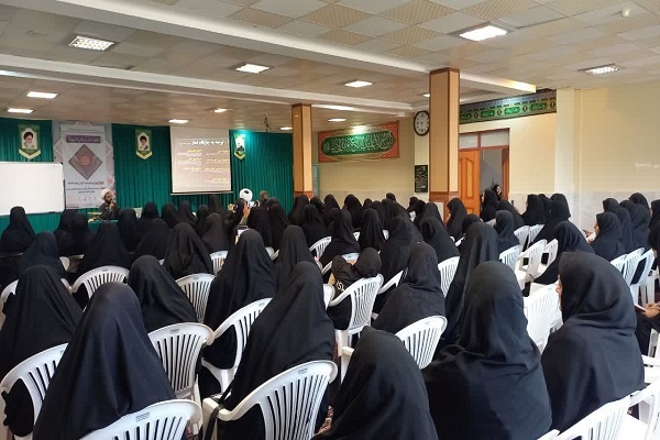 برگزاری کارگاه شیوههای دعوت به نماز با محوریت خانواده در مشگینشهر