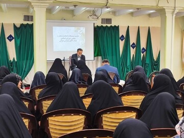 حوزه علمیه، خاستگاه انقلاب اسلامی و پشتوانه فکری نظام است