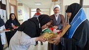 تصاویر/ تقدیر از پرستاران ماهان با حضور امام جمعه و مسئولین مدرسه علمیه الزهرا(س) ماهان