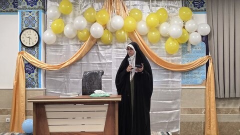 جشن ولادت حضرت زینب(س) در مدرسه نرجسیه سیرجان