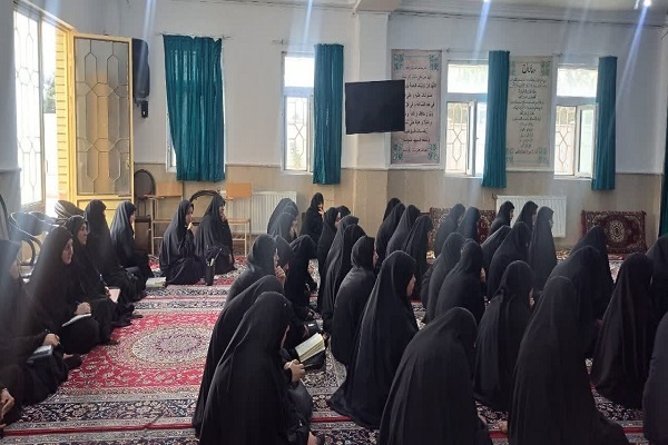 برگزاری کارگاه مهارتی بررسی راه‌های تمرکز و نقش آن در زندگی فردی و اجتماعی طلاب