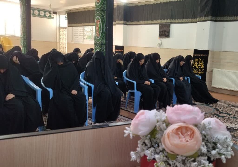 حضرت زهرا (س) با خطبه‌ها مردم را به سمت امامت هدایت کردند