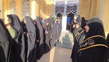 حوزه/ طلایه‌داران نور بدرقه شدند؛ طلاب سیکل حوزه‌های علمیه خواهران یزد عازم مناطق عملیاتی دفاع مقدس