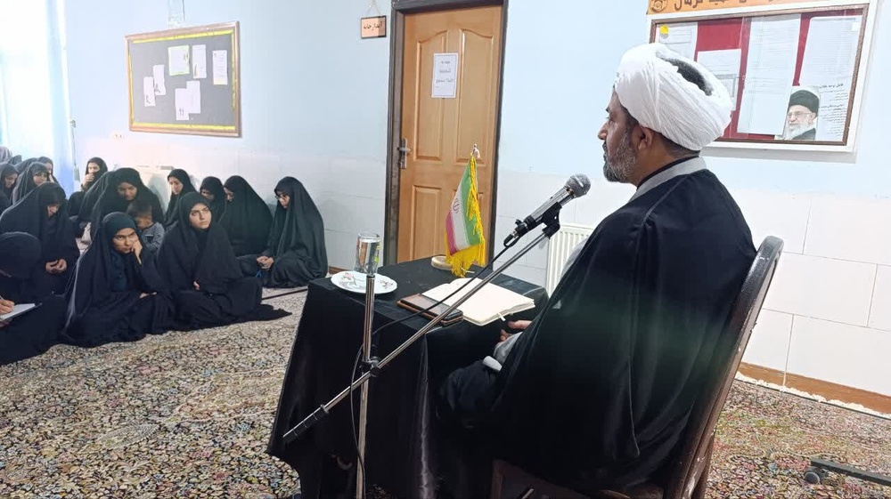 انقلاب اسلامی نقطه آغازین فرهنگ مقاومت در عصر جدید است