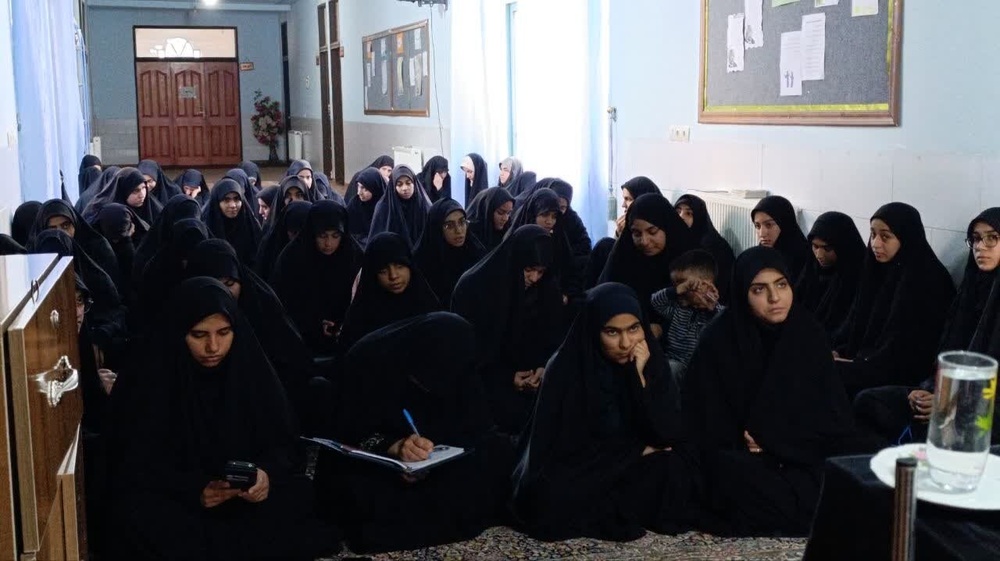 انقلاب اسلامی نقطه آغازین فرهنگ مقاومت در عصر جدید است