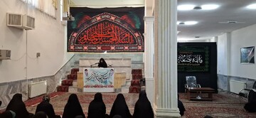 برگزاری نشست فاطمی با محوریت معرفی کتب فاطمی و بررسی ماجرای فدک در مدرسه علمیه الزهرا اراک