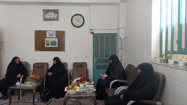 حضور در مدرسه علمیه فاطمه الزهرا (س) بم