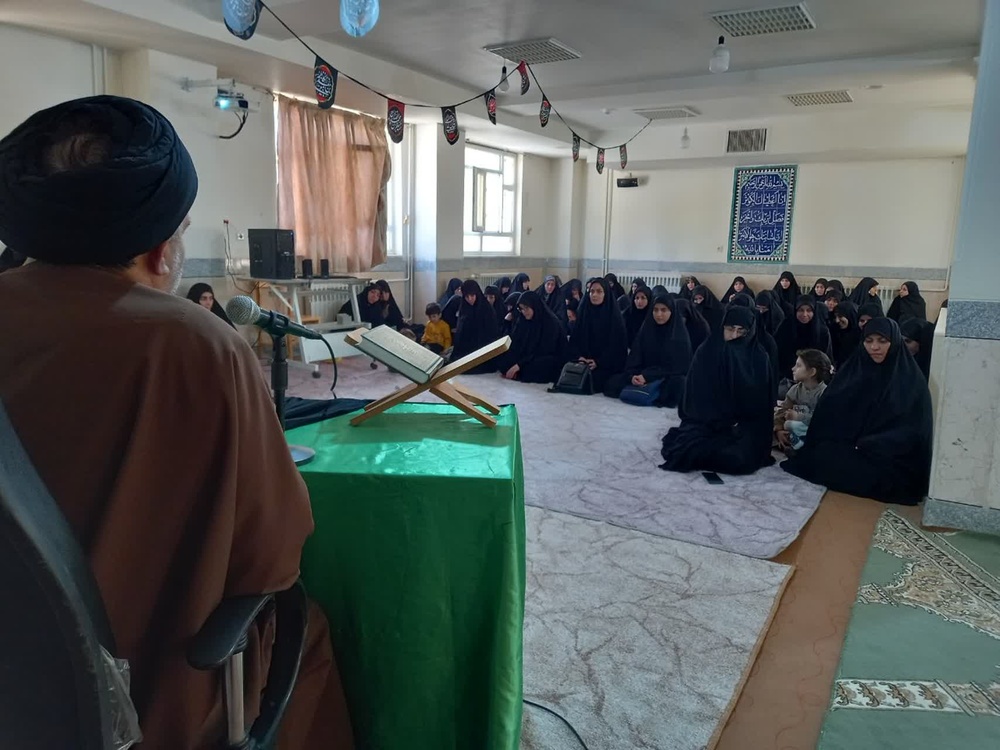 بازدید جامع از مدرسه معصومیه خرم‌آباد با هدف ارتقای کیفیت آموزشی، فرهنگی، پژوهشی و مالی