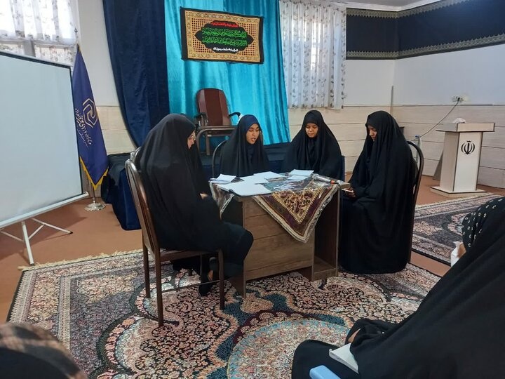 میزگرد علمی فرهنگی