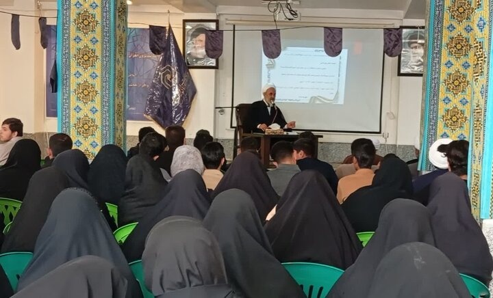 سیره پیامبر(ص) الگویی جامع برای تعامل حکیمانه با مخالفان است