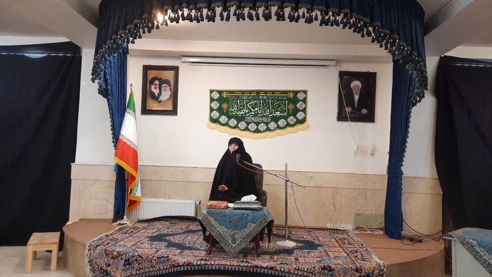 تأکید بر رعایت واجبات، ترک گناهان، انجام مستحبات، ذکر صلوات و رعایت آداب معاشرت