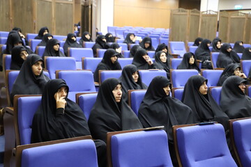 برگزاری نشست آموزشی «اخبار جعلی و امنیت روانی جامعه» در مرکز مدیریت حوزه‌های علمیه خواهران+ تصاویر
