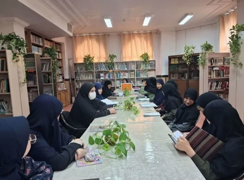 کارگاه یادداشت‌نویسی «خوانش متن‌های مقاومت»