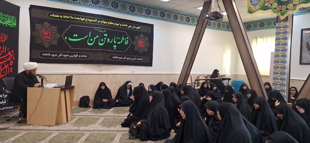 طلبه باید سخنان رهبرش را بهروز بخواند!