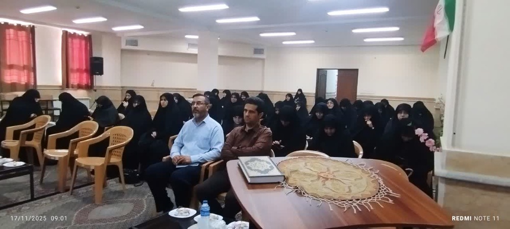 آقای رمضانی مدیرکل منابع انسانی مرکز مدیریت حوزه‌های علمیه خواهران همدان