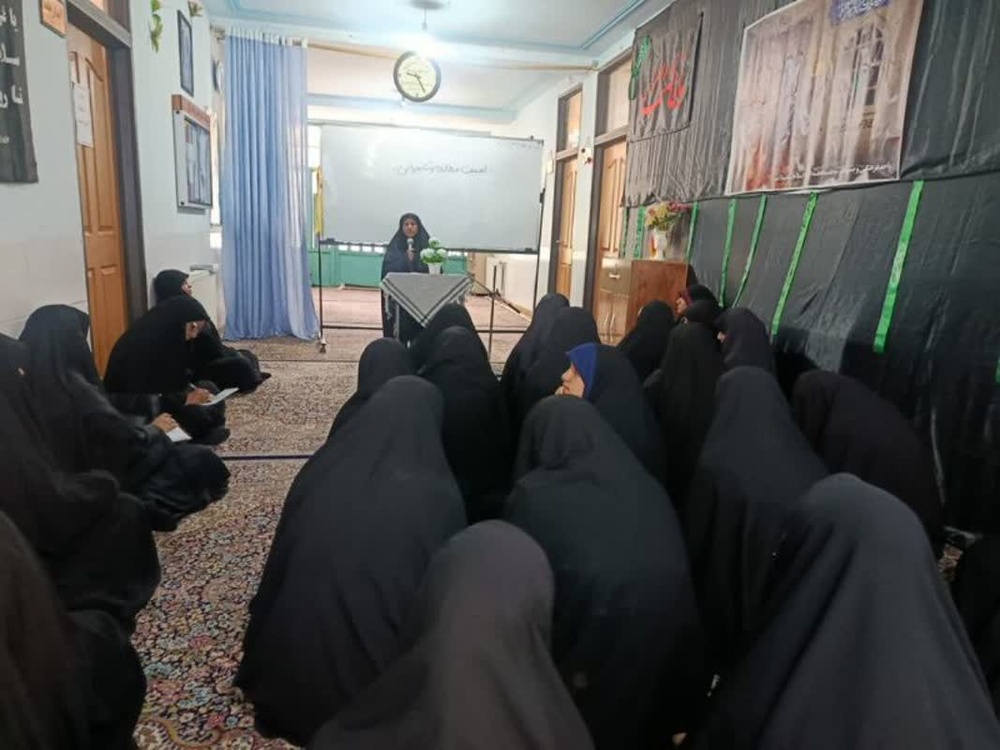 مطالعه چراغ راه طلبگی است