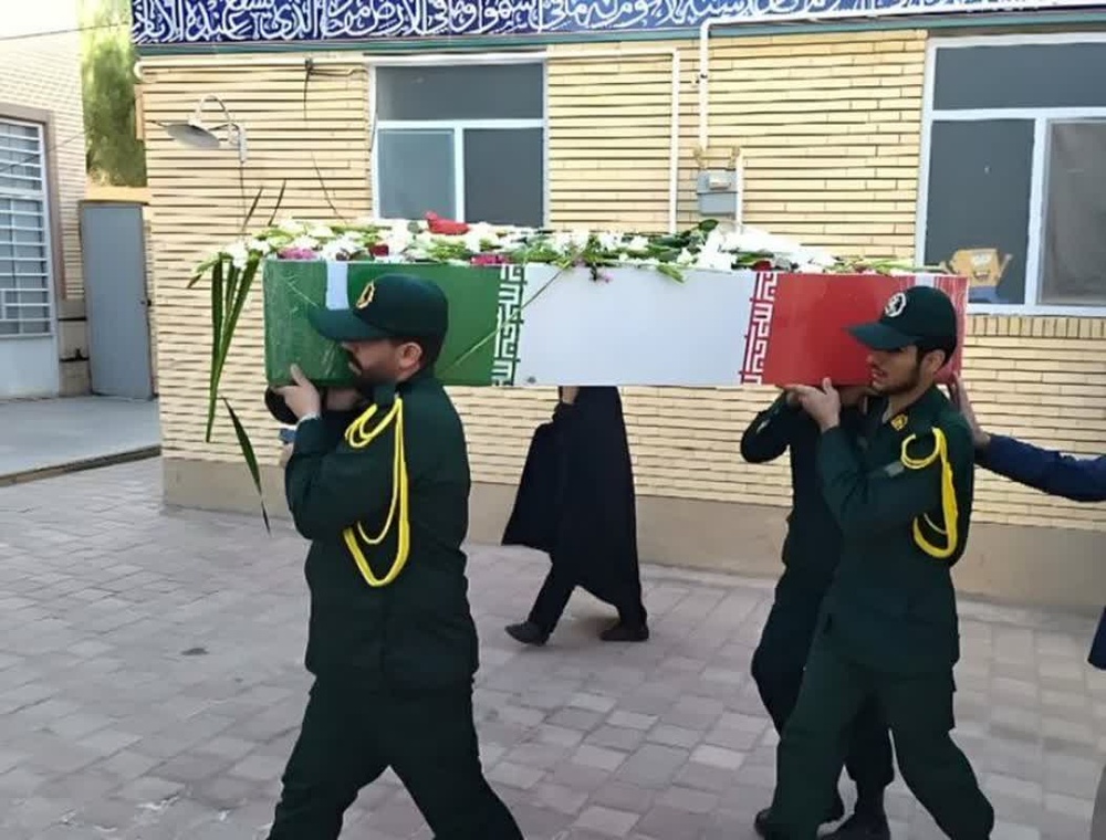 تصاویر/ شهید گمنام میهمان مدرسه علمیه ریحانه‌النبی‌ (س) رفسنجان