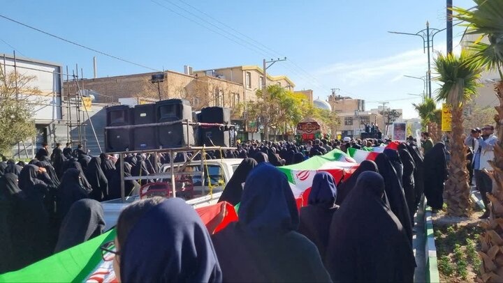 مراسم استقبال از شهید گمنام در مدرسه علمیه فاطمه الزهرا(س) ساوه