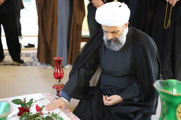 تصاویر/ برگزاری آیین غبارروبی مزار شهید گمنام با حضور مدیر حوزه‌های علمیه خواهران