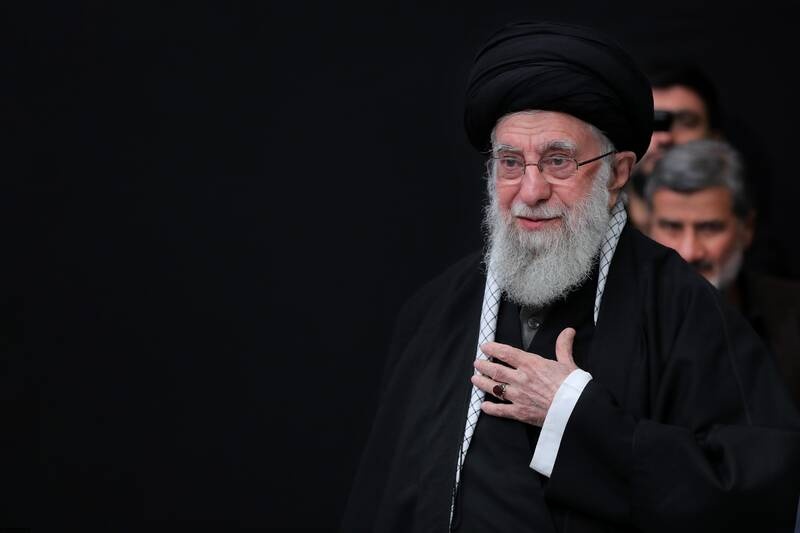 مروری بر بیانات رهبر معظم انقلاب درباره ابعاد سیاسی و اجتماعی حضرت زهرا سلام‌الله‌علیها