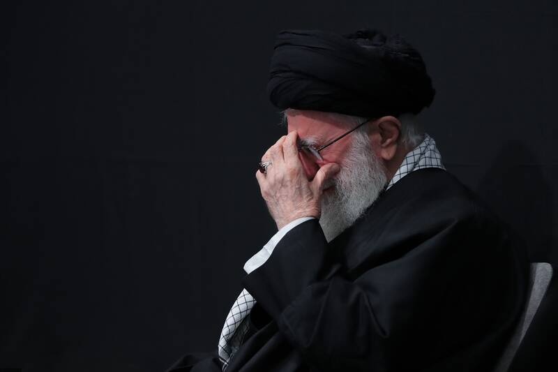 مروری بر بیانات رهبر معظم انقلاب درباره ابعاد سیاسی و اجتماعی حضرت زهرا سلاماللهعلیها