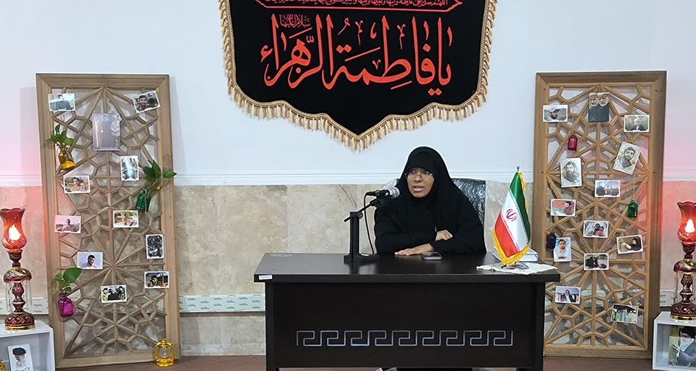 نخستین سوگواره شعر و نثر فاطمی در مدرسه علمیه تخصصی الزهراء (س) بندرعباس برگزار شد