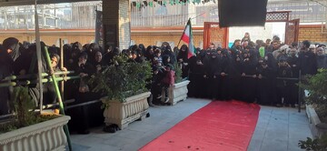 تصاویر/ مراسم تشییع و تدفین پیکر مطهر شهید گمنام در مدرسه علمیه خواهران حضرت آمنه(س) قم