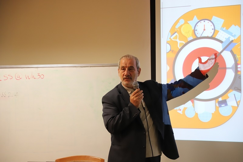 برگزاری کارگاه «کاربرد هوش مصنوعی در تدوین و بازآفرینی متون درسی»+ تصاویر