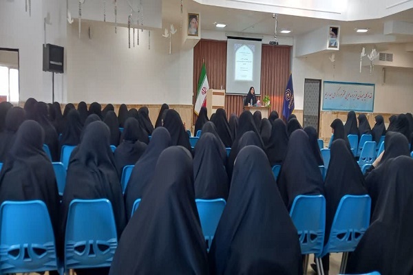 کتاب حامل حکمت در عصر هوش مصنوعی و فناوری است