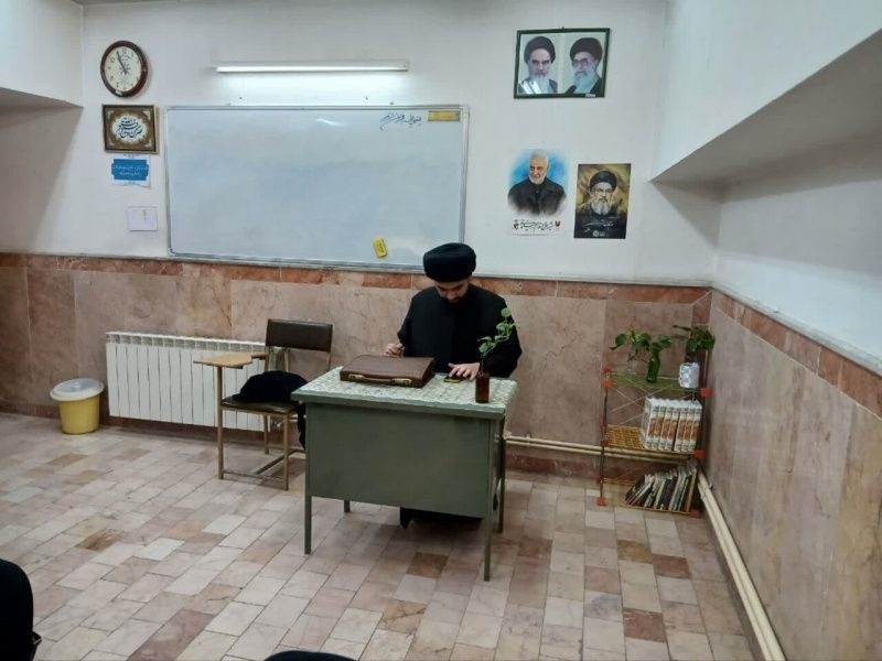 برگزاری کارگاه سواد رسانه‌ای در مدرسه علمیه کرمان 