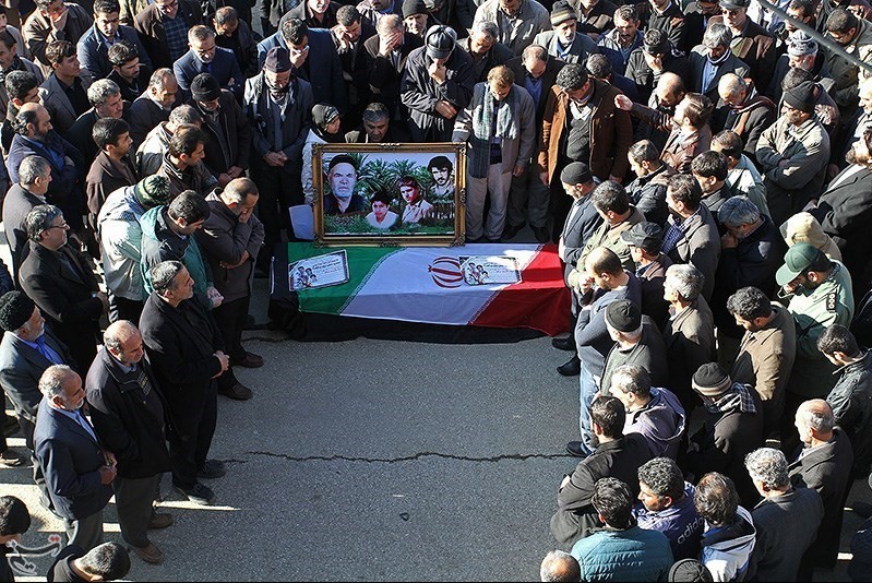 یادداشت| مادران و همسران شهدا؛ غرسکنندگان و بارورکنندگان نهال شهید