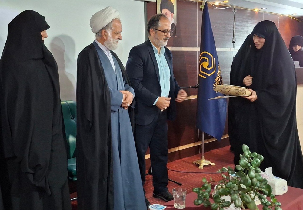 تصاویر/برگزاری اجلاسیه سالانه کتابداران مدارس علمیه خواهران استان تهران