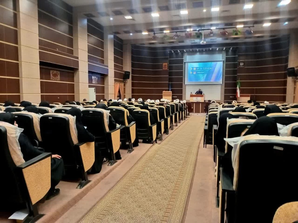 برگزاری کارگاه سواد رسانهای در مدرسه علمیه ساوه