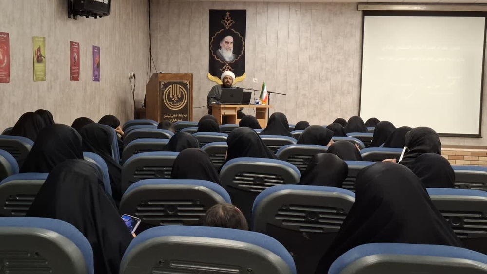 برگزاری نشست علمی با عنوان معمای ناشناخته‌ی هستی در شوش