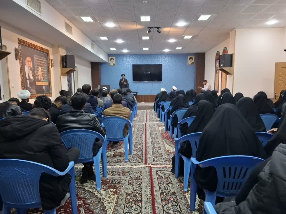 برگزاری نشست مشترک طلاب و دانشجویان بسیجی اردکان