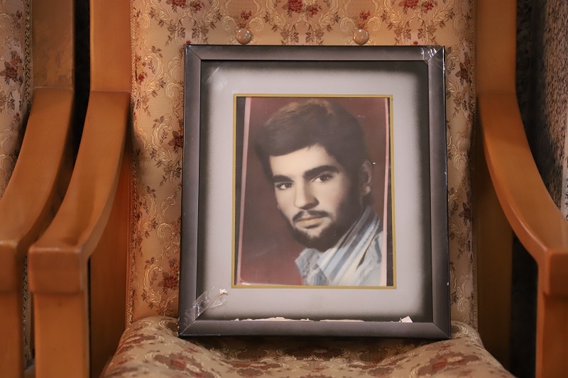 تقدیر مدیر حوزه های علمیه خواهران از خانم بیگدلی، همسر شهید بیات