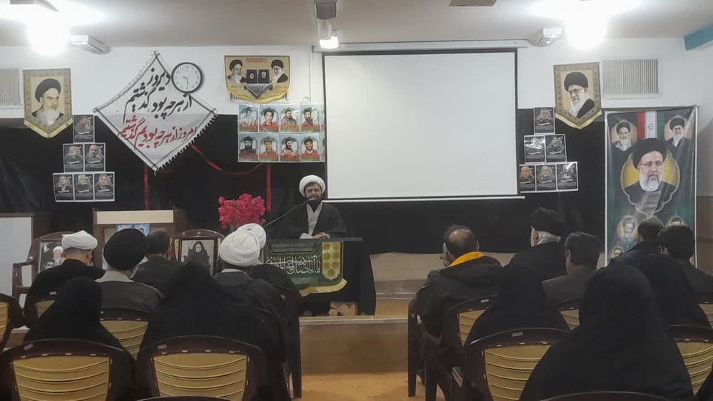 سوگواره وفات حضرت ام‌البنین(س) و تجلیل از مادران و همسران شهدا