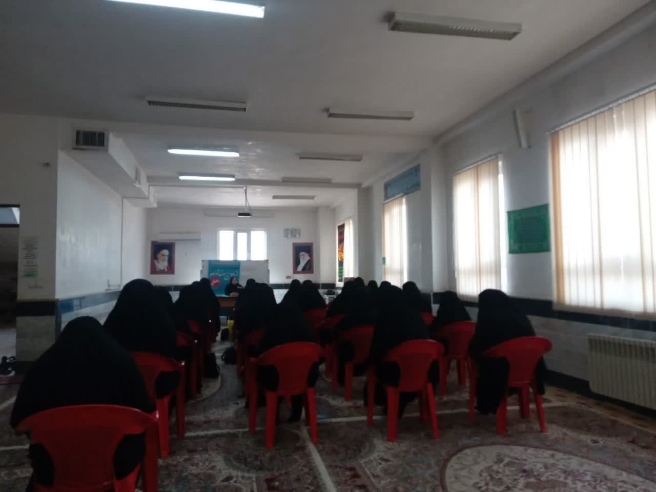 نشست سلامت روان با محوریت شناخت قبل از ازدواج