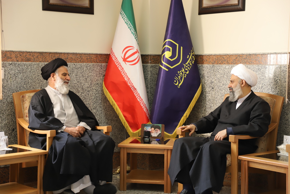 تصاویر/ دیدار نماینده ولی‌فقیه در خوزستان و امام جمعه اهواز با مدیر حوزه‌های علمیه خواهران