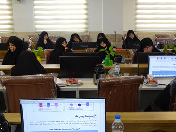گزارش تصویری | نشست معاونین آموزش مدارس علمیه خواهران استان اصفهان