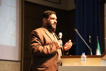 تصاویر/ برگزاری جشن میلاد حضرت زهرا(س) با حضور مدیر، معاونان و کارکنان ستادی حوزه‌های علمیه خواهران